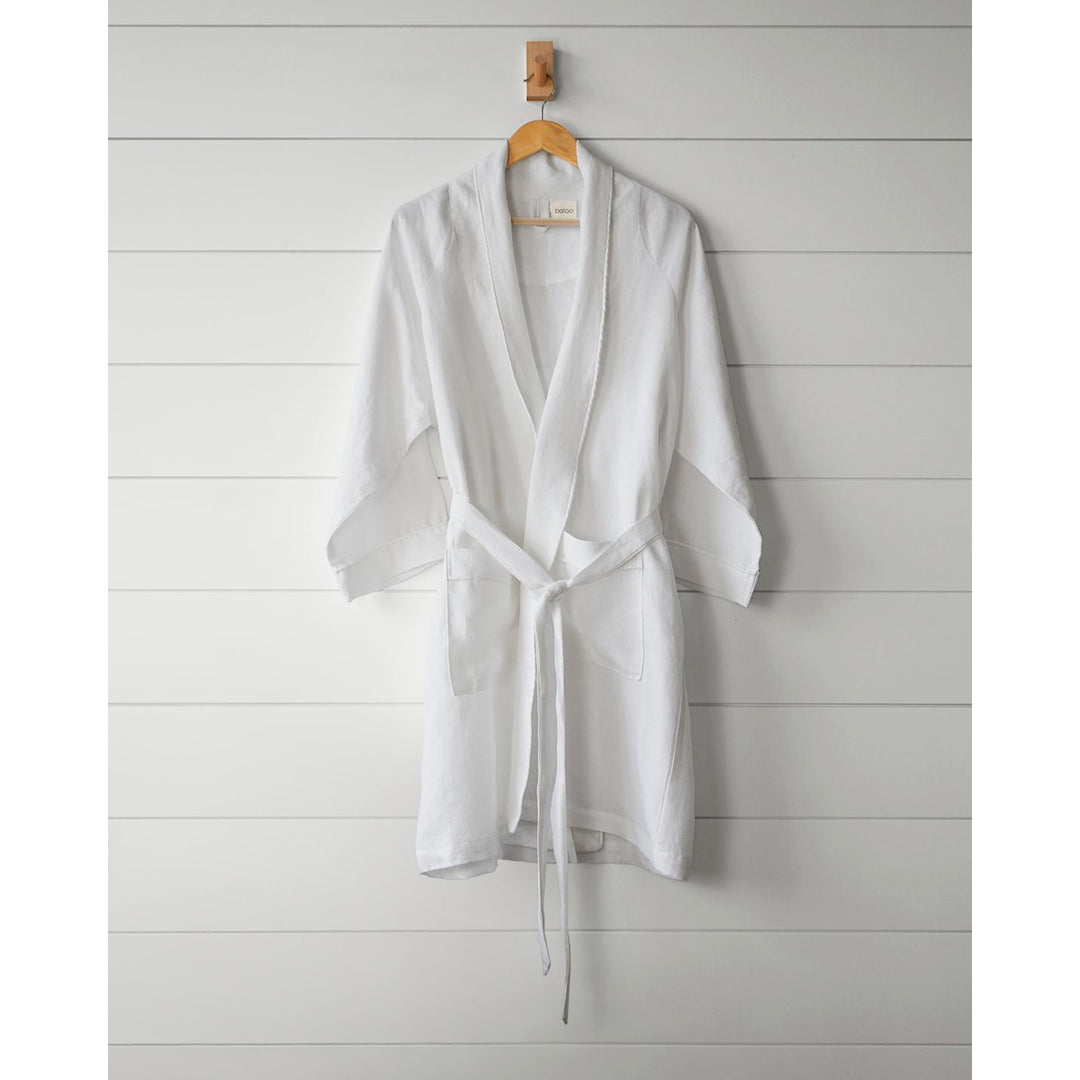 Hanging robe in white [45949468049627, 45949488038107]
