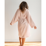 Load image into Gallery viewer, Woman in pink linen robe reverse [45949488201947, 45949488234715]
